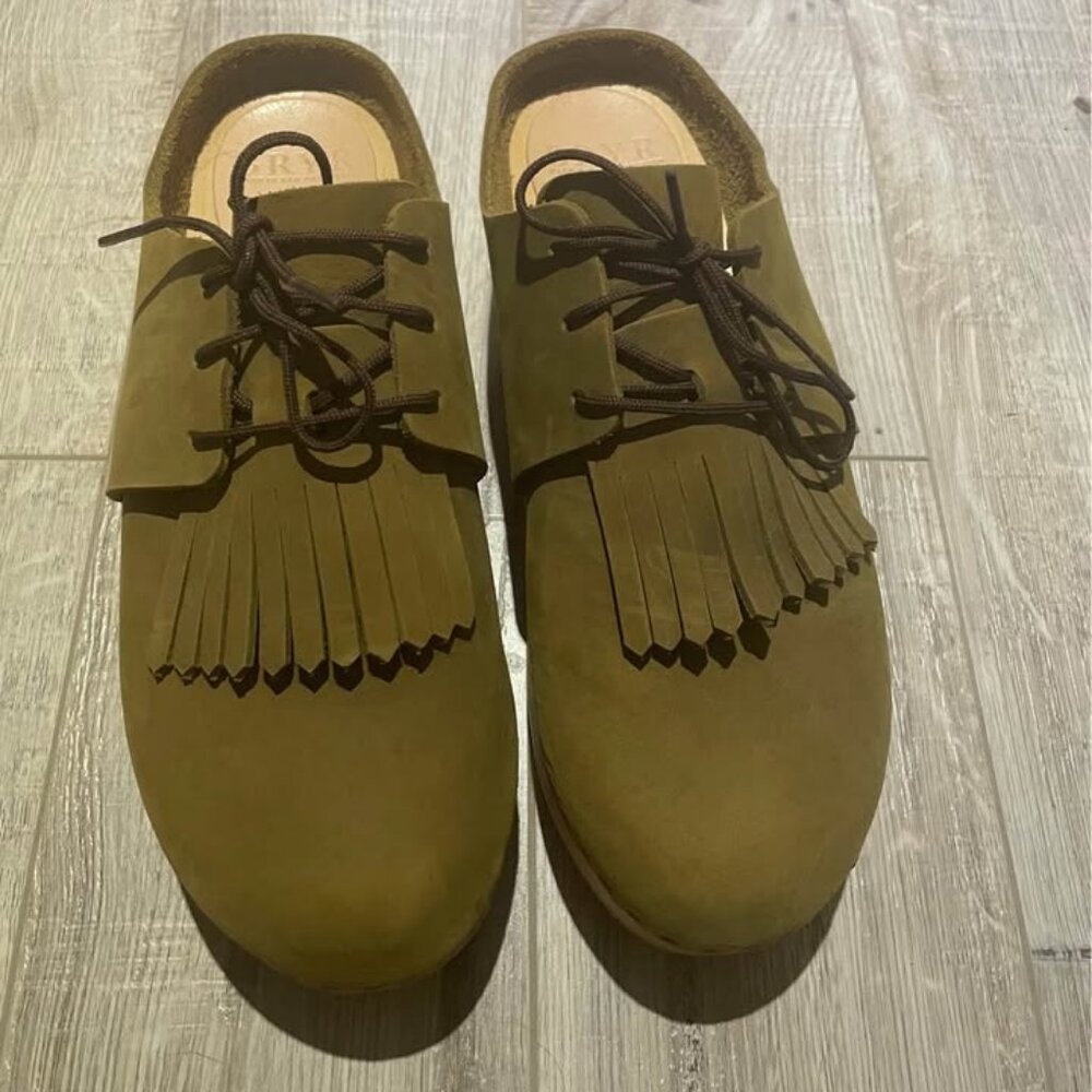Bryr Clogs Zoe Platform Shoes (Size 8) in Kelp Nubuck
